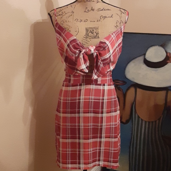 Project 28 Plaid Sleeveless Dress - Picture 4 of 9